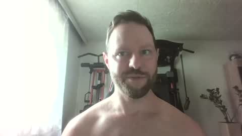 Snapshot of luke91_t chatting on 07-15-26, 09:25 luke91_t online show from 07-15-26, 09:25