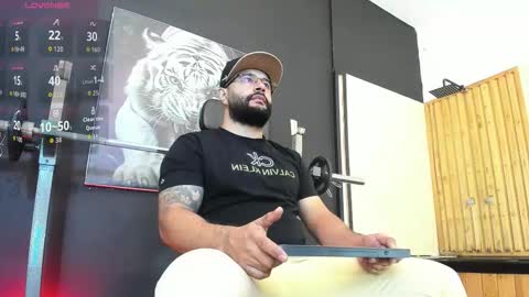 LUKE online show from 11-17-25, 11:16