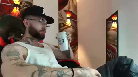 LUKE online show from 09-24-25, 01:14