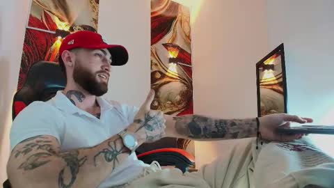 LUKE online show from 11-08-25, 01:00