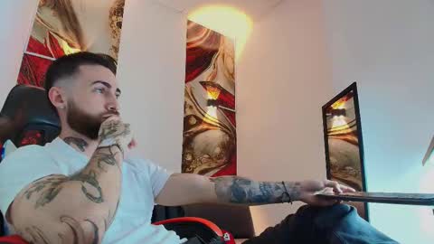 LUKE online show from 11-11-25, 01:22