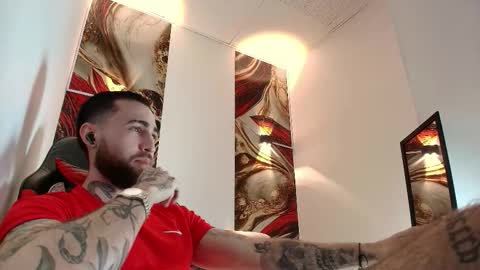 LUKE online show from 03-11-26, 01:17