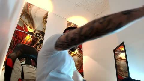 LUKE online show from 04-09-26, 01:05