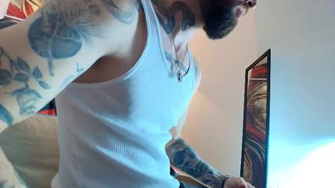LUKE online show from 06-01-26, 01:02