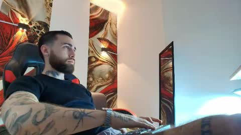 LUKE online show from 06-05-26, 01:06