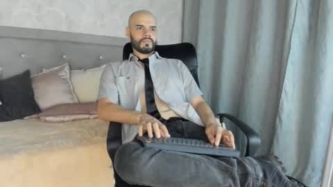 Snapshot of luke_diaz7 chatting on 02-21-25, 11:32 luke diaz7 online show from 02-21-25, 11:32