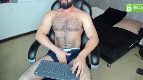 Snapshot of luke_diaz7 chatting on 10-27-25, 03:10 luke diaz7 online show from 10-27-25, 03:10