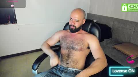 Snapshot of luke_diaz7 chatting on 10-30-25, 04:03 luke diaz7 online show from 10-30-25, 04:03