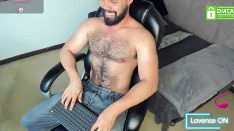 Snapshot of luke_diaz7 chatting on 11-23-25, 04:01 luke diaz7 online show from 11-23-25, 04:01