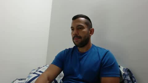 Snapshot of luke_logan chatting on 10-10-25, 11:26 Luke Logan online show from 10-10-25, 11:26