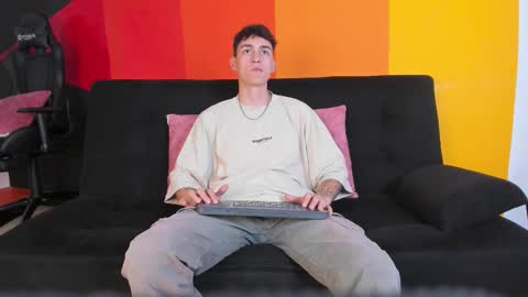 Snapshot of luke_savagge chatting on 10-15-25, 08:53 Luke online show from 10-15-25, 08:53