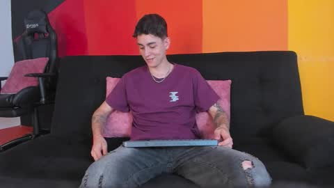 Snapshot of luke_savagge chatting on 10-16-25, 01:56 Luke online show from 10-16-25, 01:56