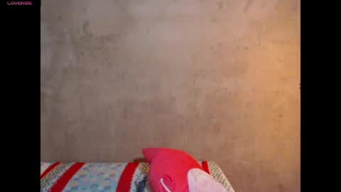 Snapshot of lukeandzoey chatting on 06-03-26, 06:35 lukeandzoey online show from 06-03-26, 06:35