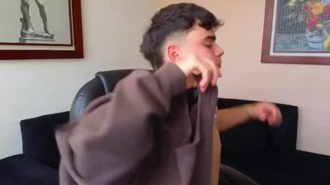 Snapshot of lukeboyce chatting on 09-11-25, 02:28 lukeboyce online show from 09-11-25, 02:28