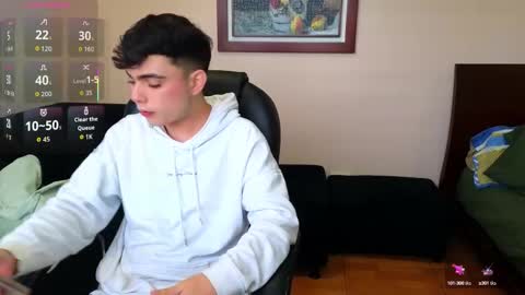 Snapshot of lukeboyce chatting on 10-19-25, 09:48 lukeboyce online show from 10-19-25, 09:48