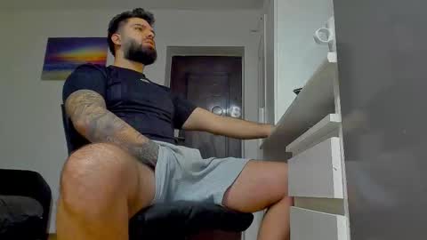 Luke online show from 12-23-25, 06:33