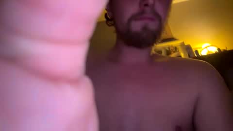 Snapshot of lukeeeeey96 chatting on 10-19-25, 08:20 lukeeeeey96 online show from 10-19-25, 08:20