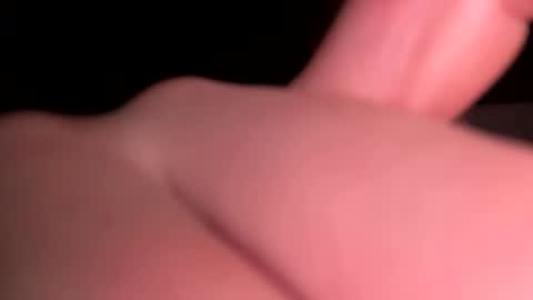 Snapshot of lukeeeeey96 chatting on 10-27-25, 11:20 lukeeeeey96 online show from 10-27-25, 11:20