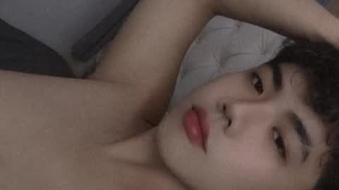 Snapshot of lukeevansx chatting on 09-09-25, 05:29 LUKE online show from 09-09-25, 05:29