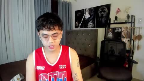 Snapshot of lukeevansx chatting on 09-22-25, 05:15 LUKE online show from 09-22-25, 05:15