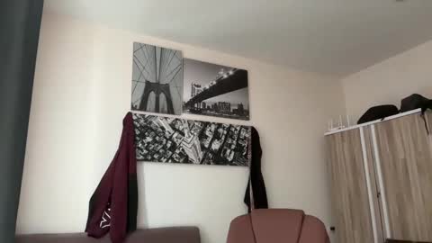 Snapshot of lukegunn22 chatting on 11-22-25, 02:43 MR. Luke Gunn online show from 11-22-25, 02:43