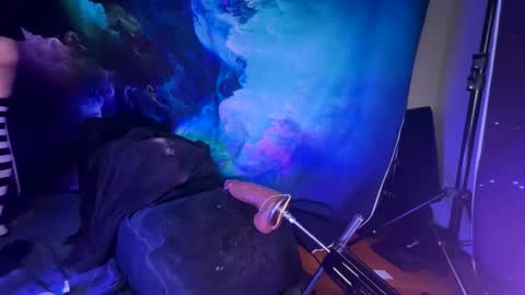 lukewilde online show from 04-24-26, 08:06