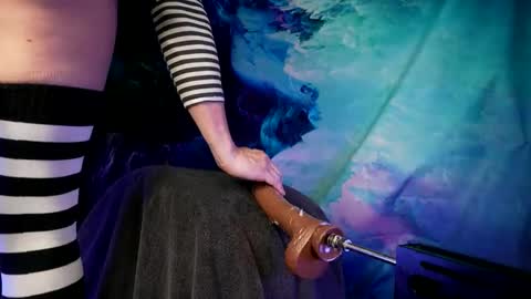 lukewildone online show from 10-25-25, 05:37