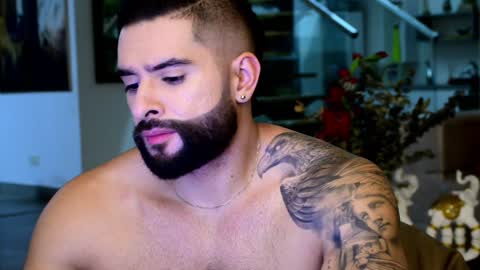 Snapshot of lukhass chatting on 02-05-25, 12:53 Lukhas f4f online show from 02-05-25, 12:53