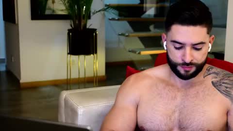 Snapshot of lukhass chatting on 09-09-25, 04:45 Lukhas f4f online show from 09-09-25, 04:45