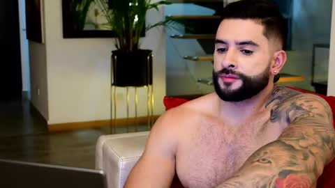 Snapshot of lukhass chatting on 09-11-25, 04:34 Lukhas f4f online show from 09-11-25, 04:34