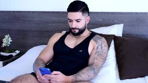 Snapshot of lukhass chatting on 09-20-25, 05:36 Lukhas f4f online show from 09-20-25, 05:36