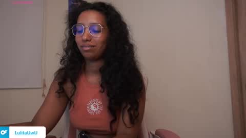 Snapshot of lulitauwu chatting on 10-27-25, 01:42 lulitauwu online show from 10-27-25, 01:42