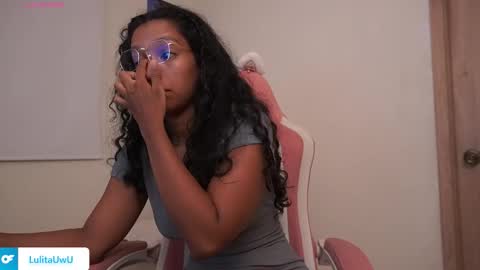 Snapshot of lulitauwu chatting on 11-23-25, 12:32 lulitauwu online show from 11-23-25, 12:32