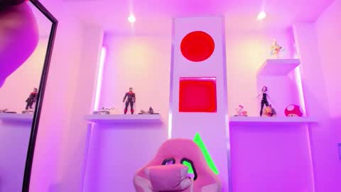 Cookie  online show from 11-06-25, 11:33