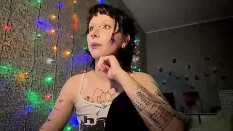 Snapshot of lullypopa chatting on 10-01-25, 02:56 lullypopa online show from 10-01-25, 02:56