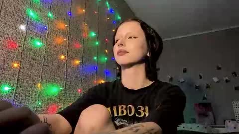 Snapshot of lullypopa chatting on 10-04-25, 03:43 lullypopa online show from 10-04-25, 03:43