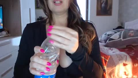 lulu7870 online show from 01-31-25, 07:39