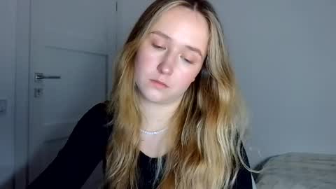 Lulu Baby18 online show from 04-14-26, 08:37