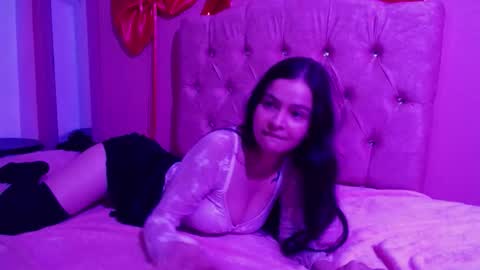 Snapshot of lulu_cm chatting on 02-11-26, 01:32 lulu_cm online show from 02-11-26, 01:32