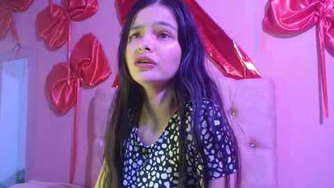 Snapshot of lulu_cm chatting on 02-25-26, 05:22 lulu_cm online show from 02-25-26, 05:22