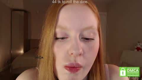 Snapshot of lulu_moons chatting on 07-20-26, 05:59 Lulu online show from 07-20-26, 05:59
