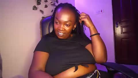 Snapshot of lulu_sparks1 chatting on 09-24-25, 04:38 lulu_sparks1 online show from 09-24-25, 04:38