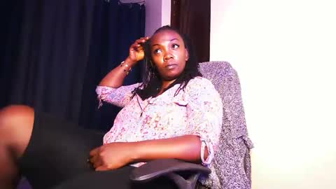 Snapshot of lulu_sparks1 chatting on 02-07-26, 04:05 lulu_sparks1 online show from 02-07-26, 04:05