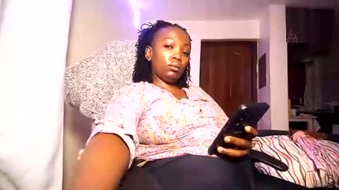 Snapshot of lulu_sparks1 chatting on 06-08-26, 05:19 lulu_sparks1 online show from 06-08-26, 05:19