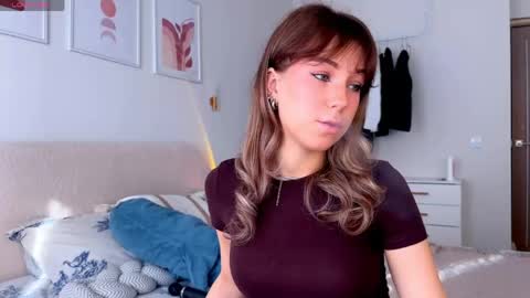lulu berry online show from 05-25-26, 01:11