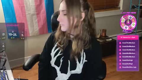 Lulu online show from 09-14-25, 05:17