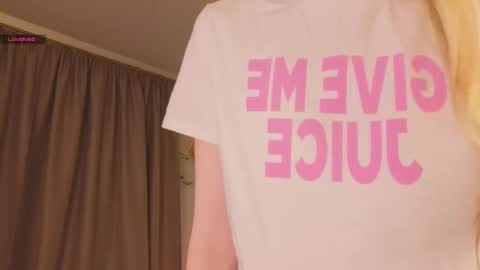 Kate online show from 10-26-25, 08:09