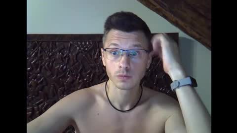 Snapshot of lumberjack_000 chatting on 10-06-25, 05:54 Jack online show from 10-06-25, 05:54