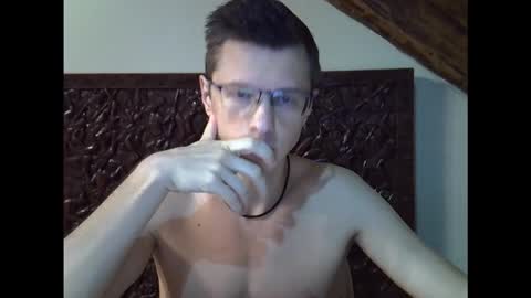 Snapshot of lumberjack_000 chatting on 11-02-25, 04:20 Jack online show from 11-02-25, 04:20