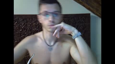 Snapshot of lumberjack_000 chatting on 12-02-25, 07:09 Jack online show from 12-02-25, 07:09